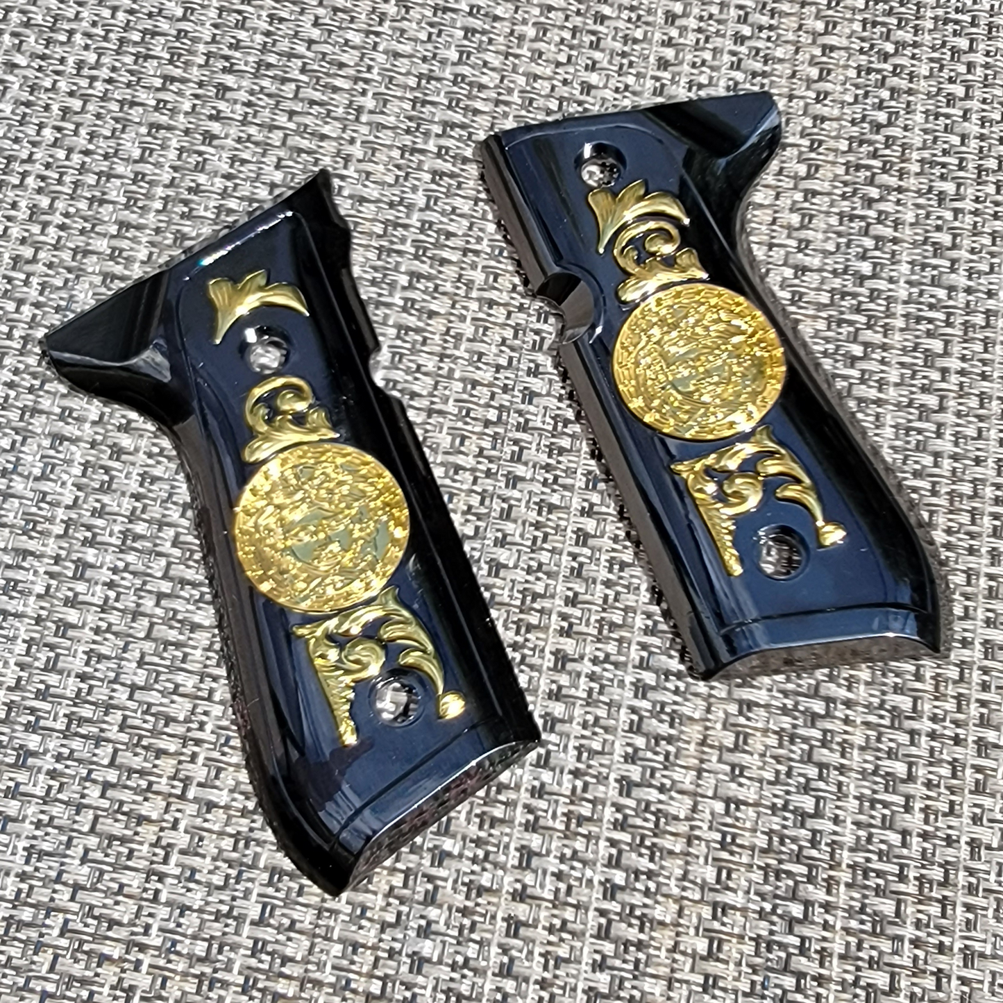 Beretta  Medusa GRIPS 92/96 Series Pistols 92F, 92FS, M9, 96 Black Gold  #T-TM391