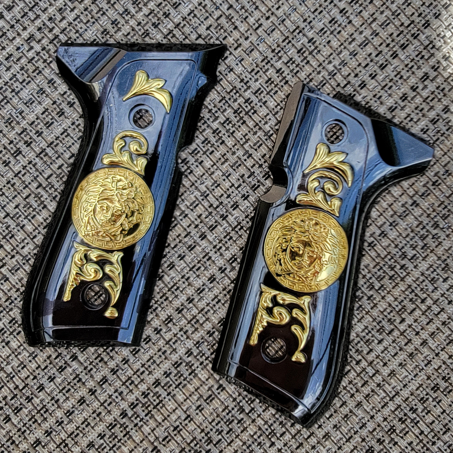 Beretta  Medusa GRIPS 92/96 Series Pistols 92F, 92FS, M9, 96 Black Gold  #T-TM391