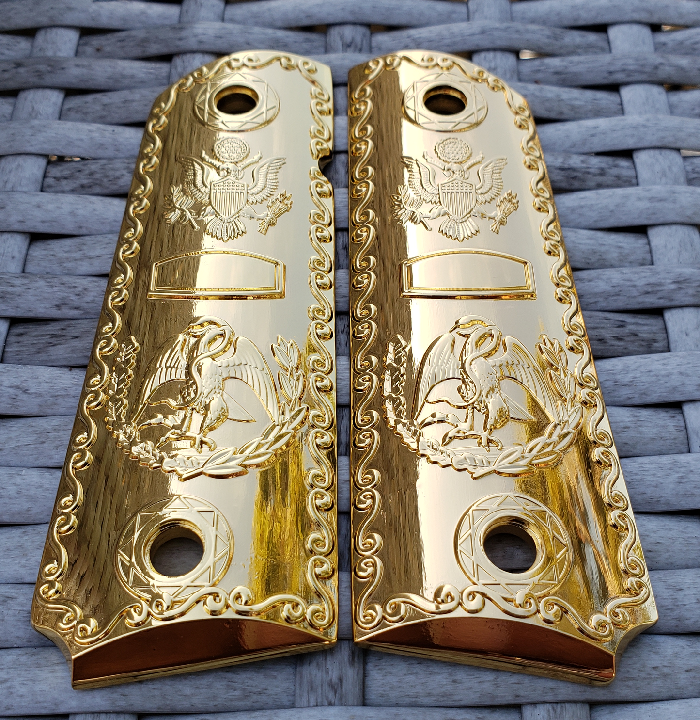 1911 GUN GRIPS 4 Colors CACHAS FULL SIZE #T-T448